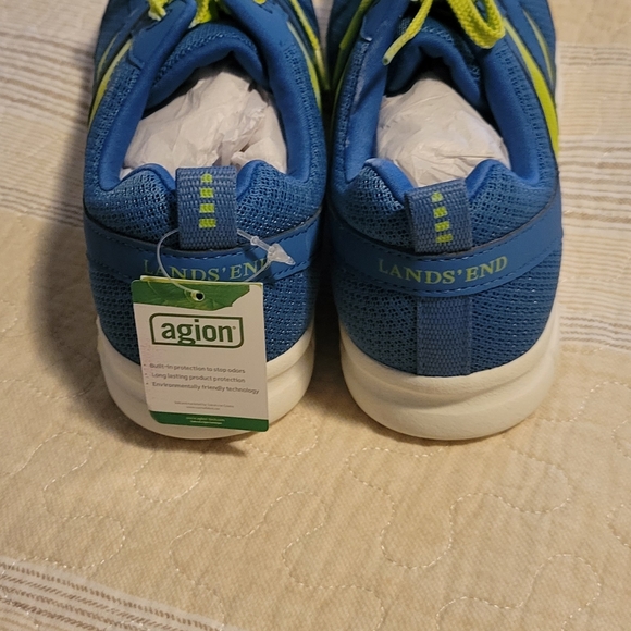 NWT YOUTH LANDS'END SNEAKERS 4 - Picture 9 of 11